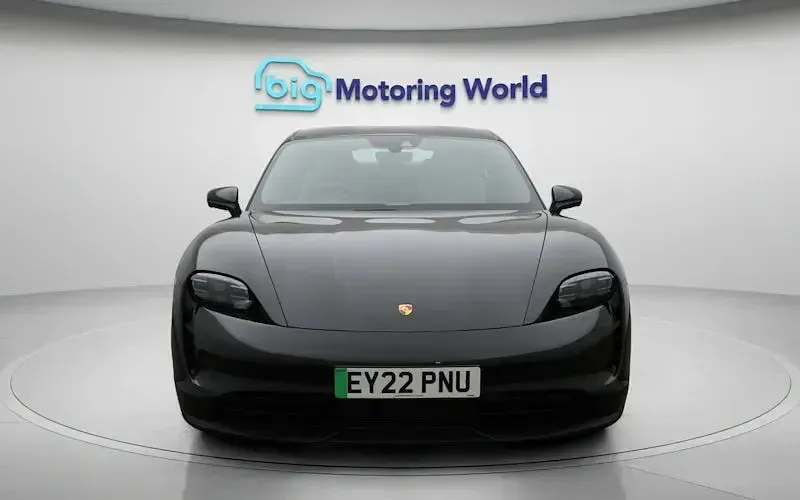 Usado Porsche Taycan Performance Package 419 kW (571 HP) 2022 Sedan