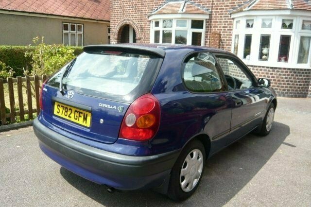 Used Toyota Corolla 1998 Hatchback