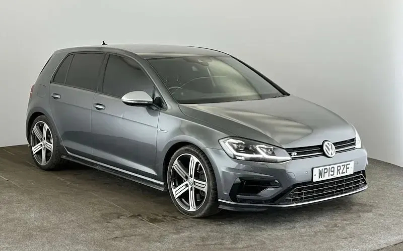 Used VW Golf VII R 300 HP (220 kW) 2019 Hatchback
