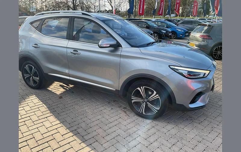 Used MG ZS Excite 111 HP (81 kW) 2022 Silver SUV
