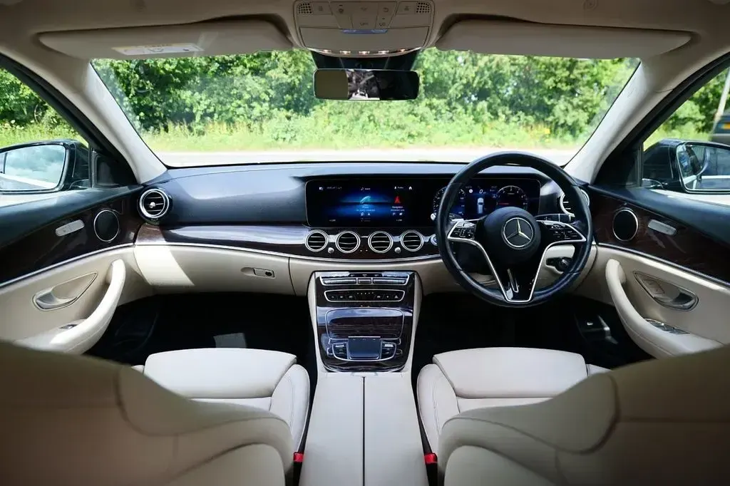 Used Mercedes E300 AMG line 306 HP (225 kW) 2021 Grey Estate