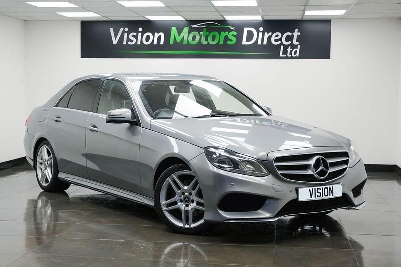 Used Mercedes E250 AMG line 204 HP (150 kW) 2015 Silver Sedan