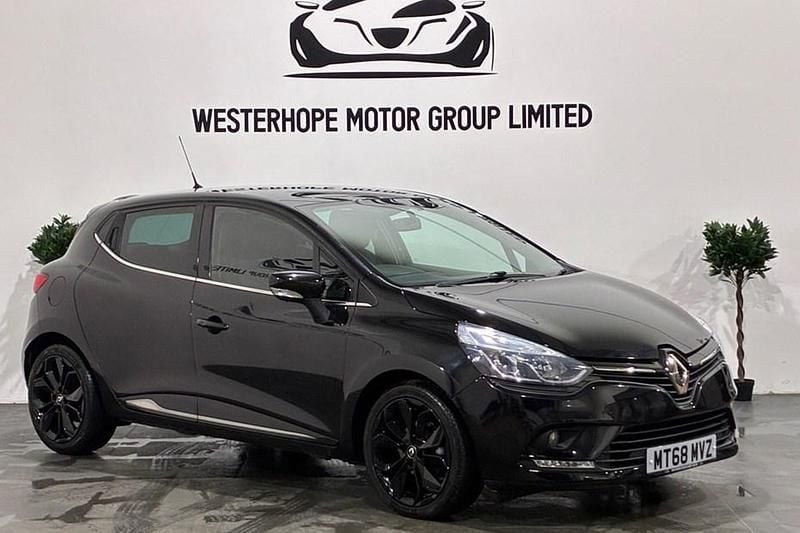 Black Used 2018 Renault Clio IV Iconic Hatchback | £6,500 (Fair price) - Image 1/1