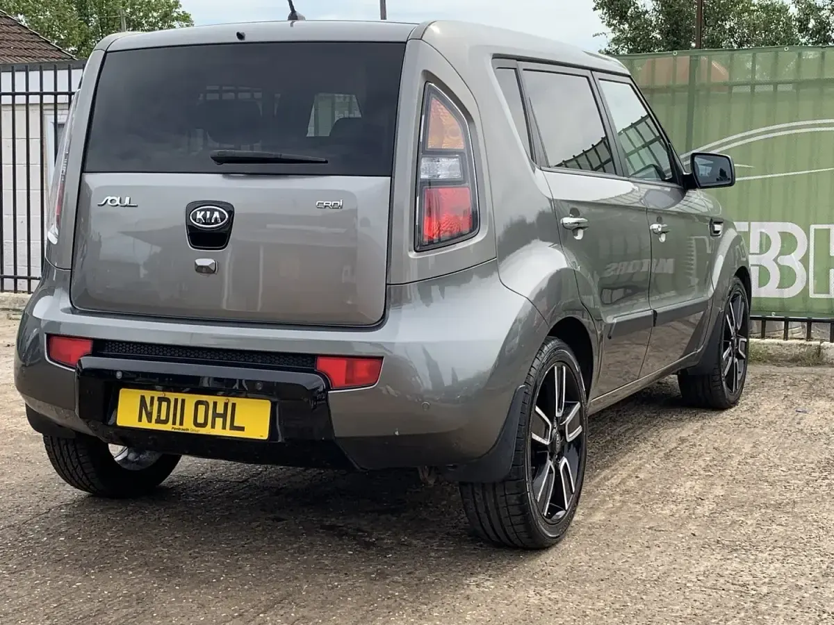 Used Kia Soul 126 HP (92 kW) 2011 Silver SUV