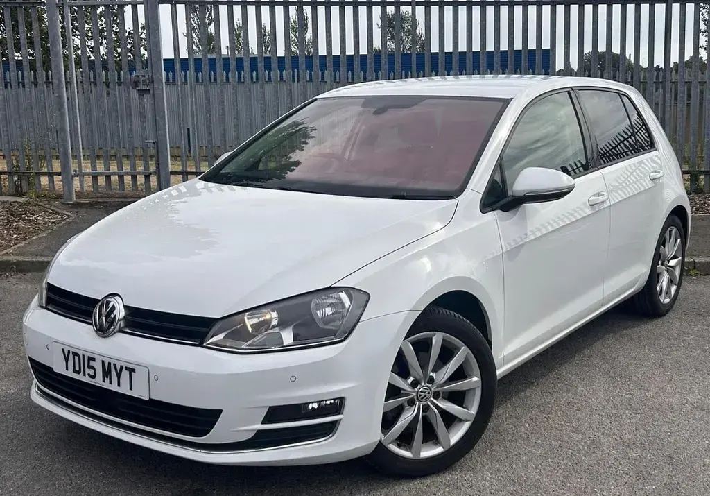 Used VW Golf VII GT 150 HP (110 kW) 2015 White Hatchback