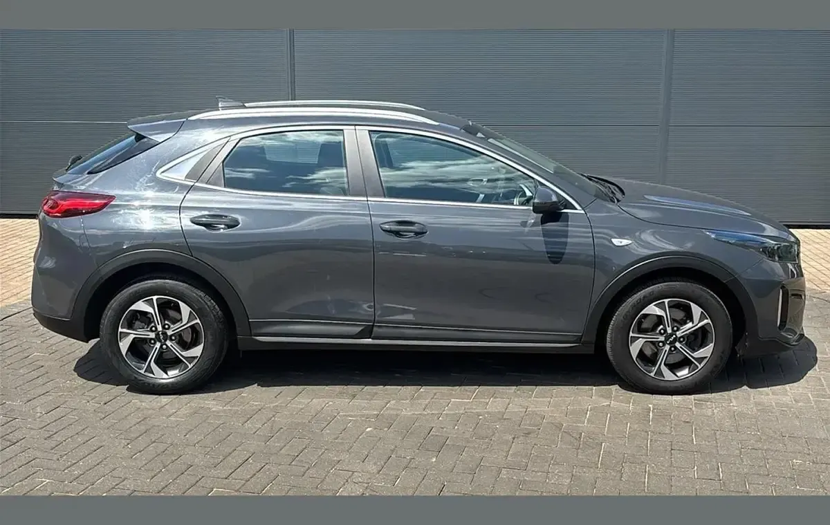 Used Kia XCeed 158 HP (116 kW) 2022 Grey SUV