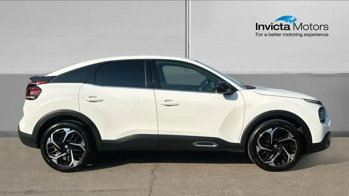 Used Citroën C4 PureTech 131 HP (96 kW) 2023 White SUV