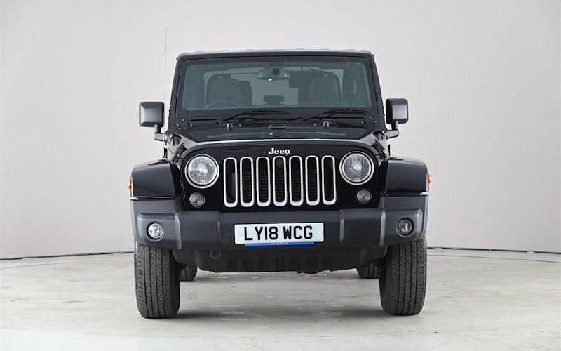 Usado Jeep Wrangler Sahara 200 HP (147 kW) 2018 Preto SUV