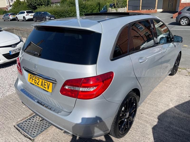 Used Mercedes B180 122 HP (89 kW) 2013 Silver MPV
