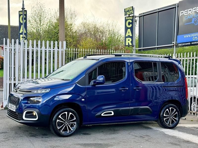 Usado Citroën Berlingo Flair 2019 Azul Monovolume