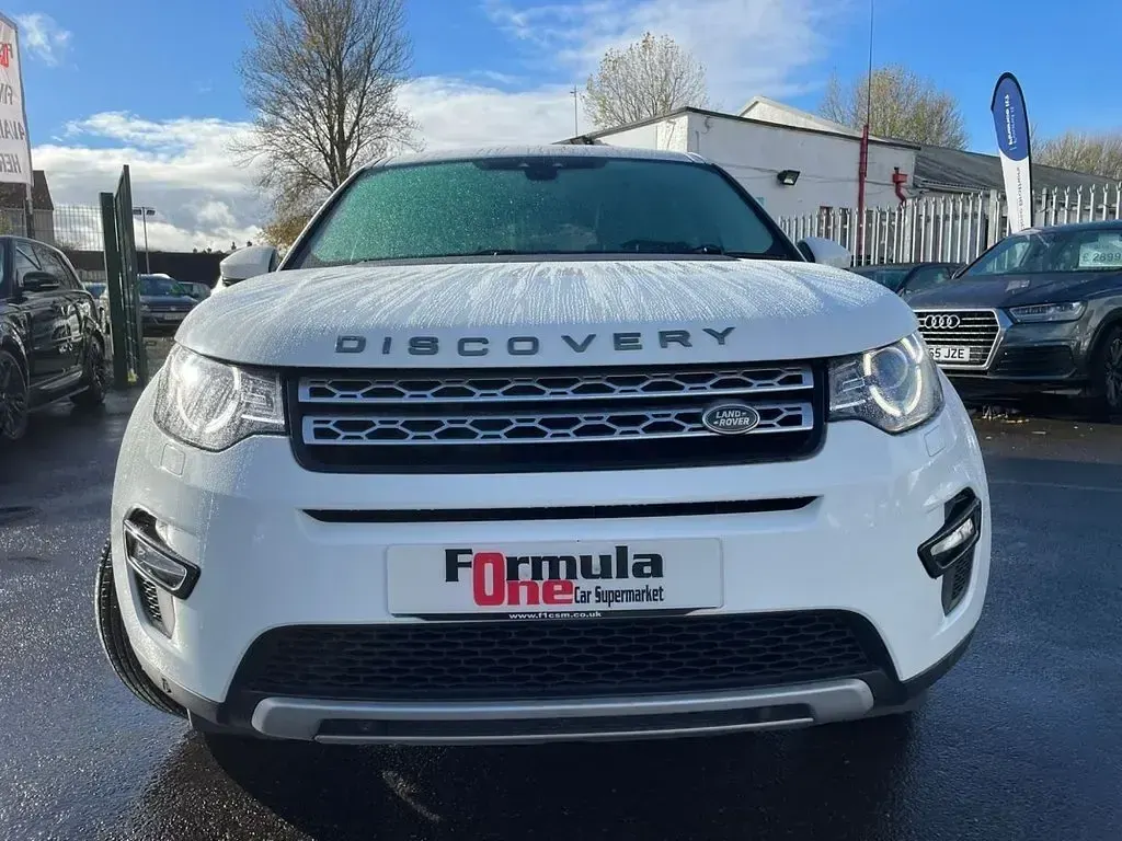 Used Land Rover Discovery Sport HSE 150 HP (110 kW) 2017 White SUV