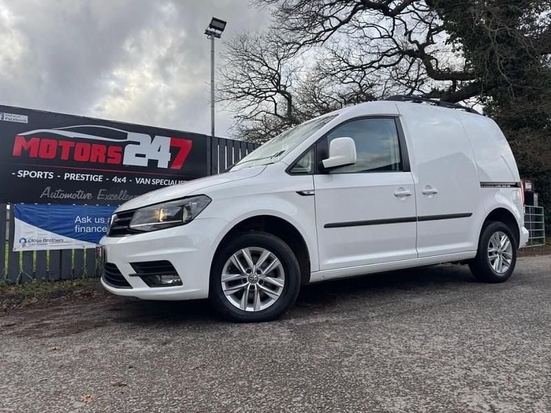 Used VW Caddy Highline 102 HP (75 kW) 2018 White MPV