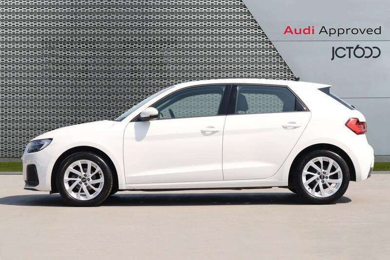 Used Audi A1 Sport 94 HP (69 kW) 2022 White Hatchback