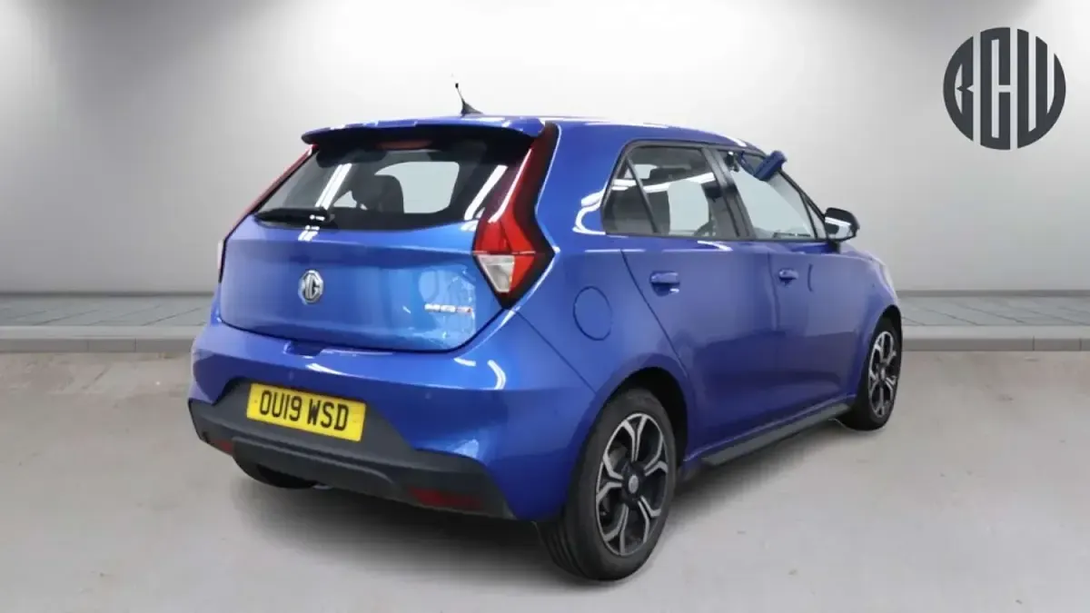 Used MG MG3 Exclusive 106 HP (77 kW) 2019 Blue Hatchback