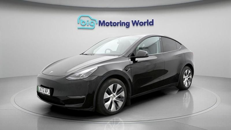 Used Tesla Model Y Long Range AWD 378 kW (514 HP) 2022 Black SUV