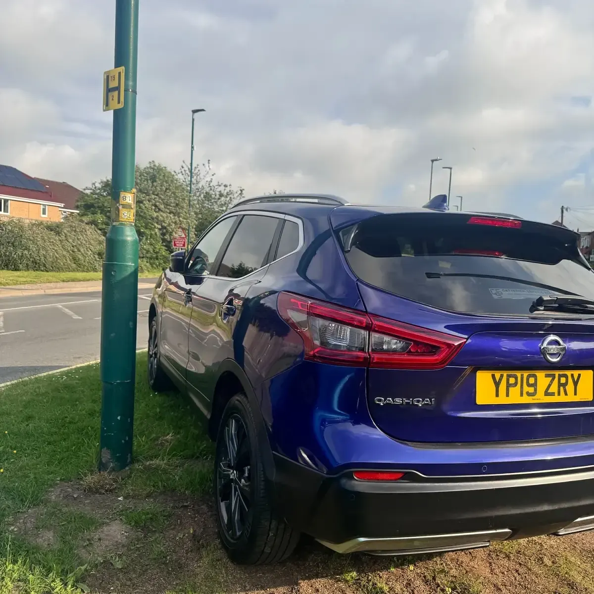 Used Nissan Qashqai N-Connecta 115 HP (84 kW) 2019 Blue SUV