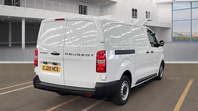 Used Peugeot Expert 120 HP (88 kW) 2025 White Van