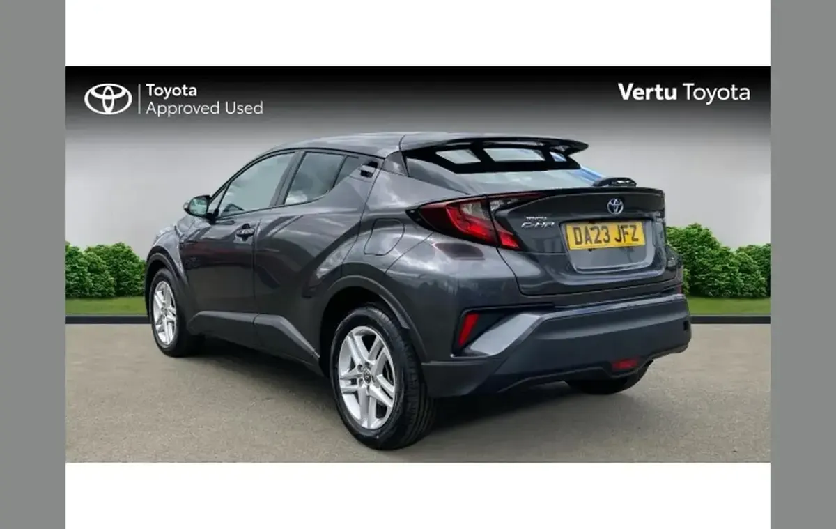 Usado Toyota C-HR 122 HP (89 kW) 2023 Cinzento SUV