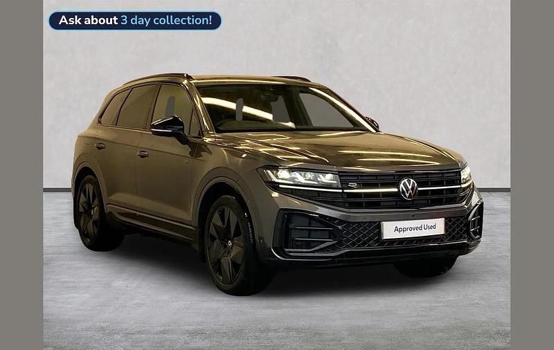 New VW Touareg Black Edition 281 HP (206 kW) 2025 Grey SUV