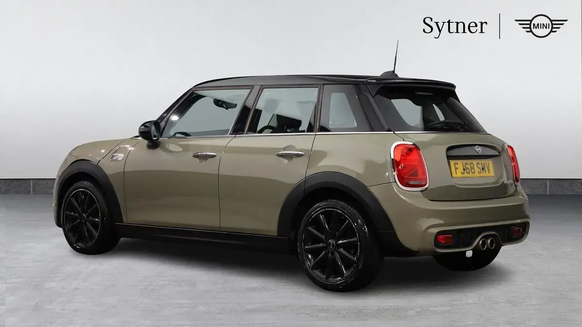 Used Mini Cooper S Hatch 189 HP (139 kW) 2018 Grey Hatchback