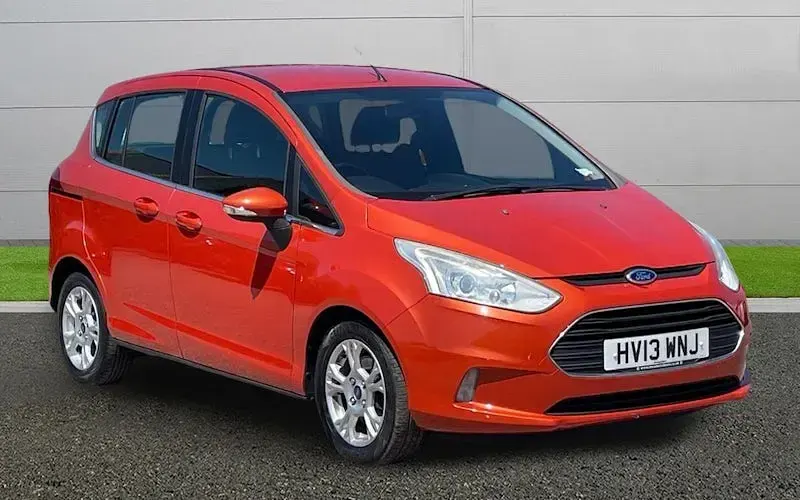Used Ford B-MAX Zetec 105 HP (77 kW) 2016 MPV