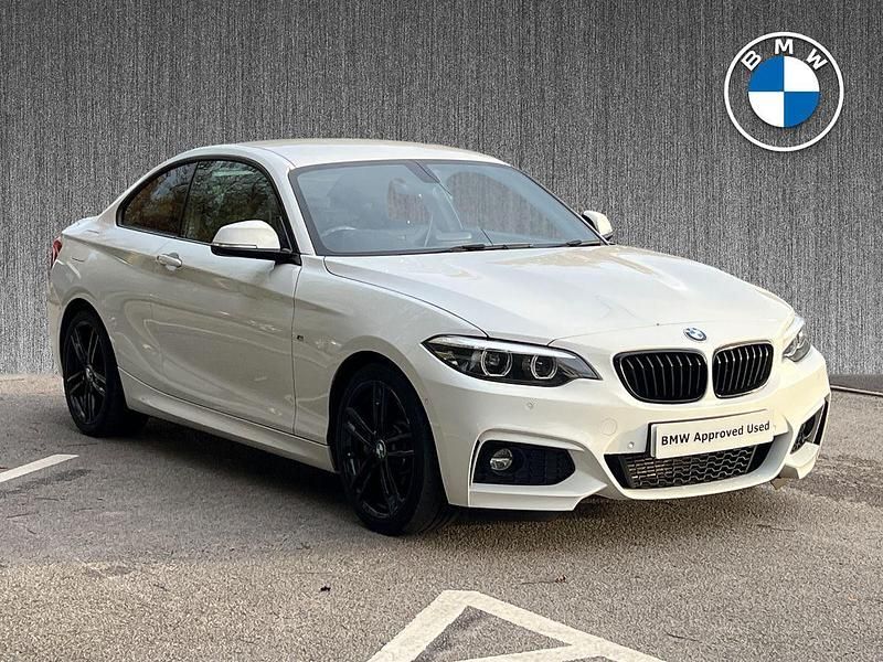 White Used 2020 BMW 218 M Sport Coupe | £14,499 (Good price) - Image 1/4