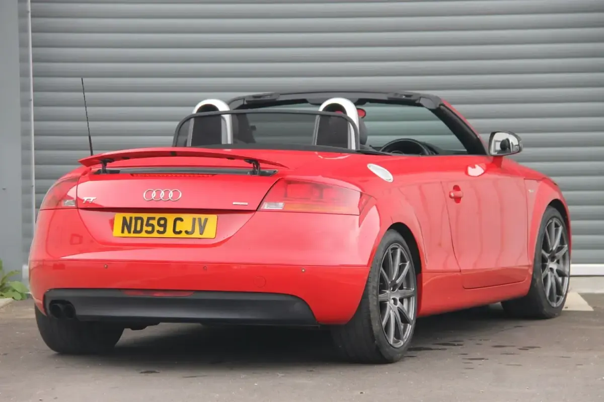 Używany Audi TT 160 KM (117 kW) 2009 Czerwony Coupe