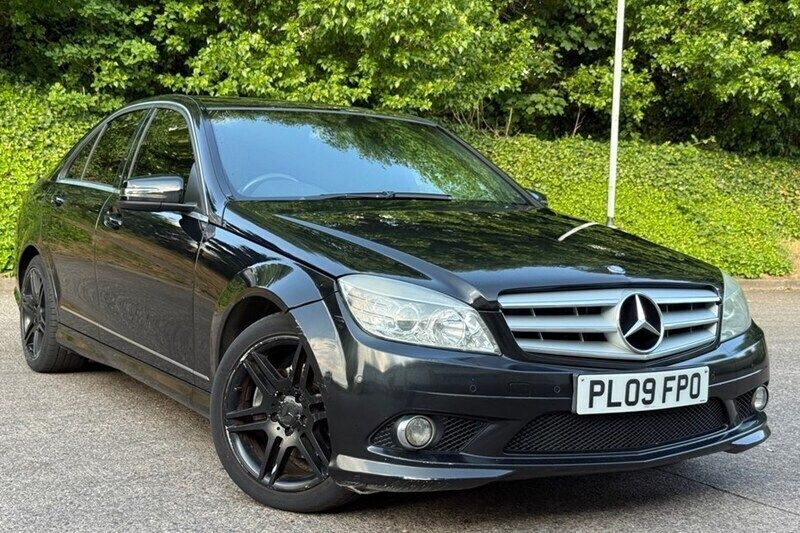 Black Used 2009 Mercedes C200 Sedan | £2,999 (Fair price) - Image 1/1