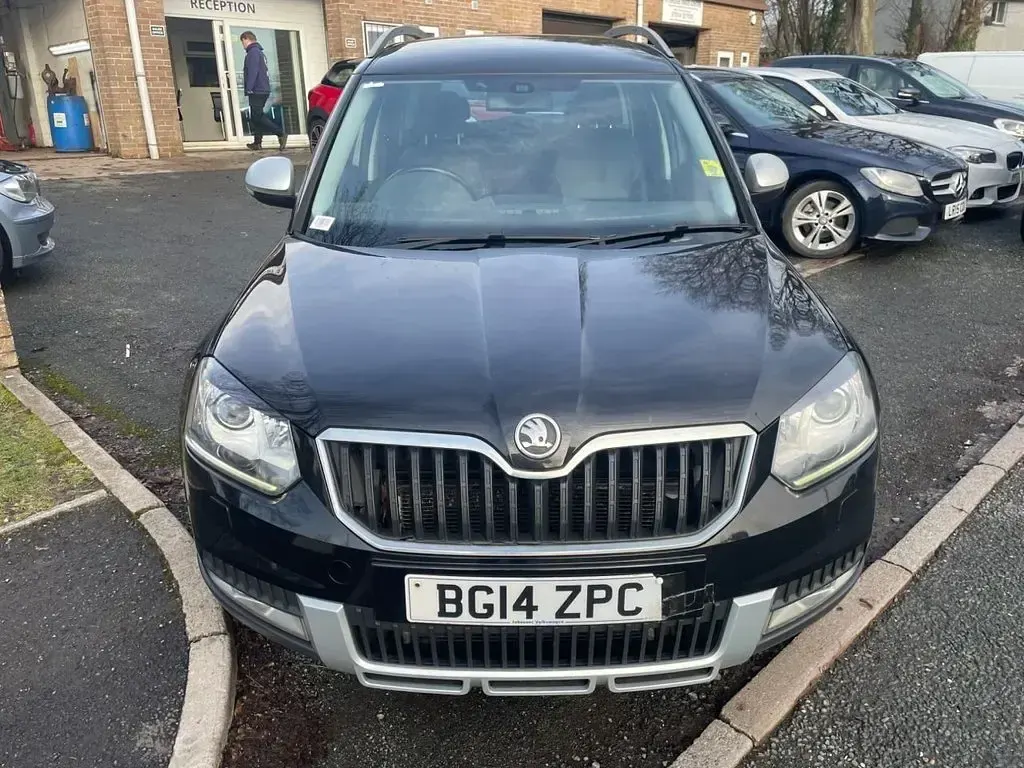 Used Skoda Yeti Elegance 150 HP (110 kW) 2014 Black SUV