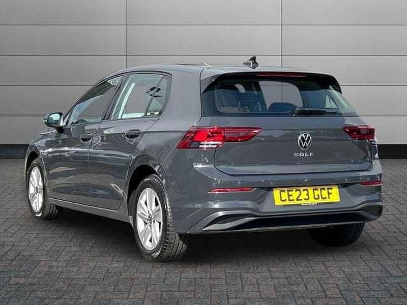 Used VW Golf VIII 130 HP (95 kW) 2023