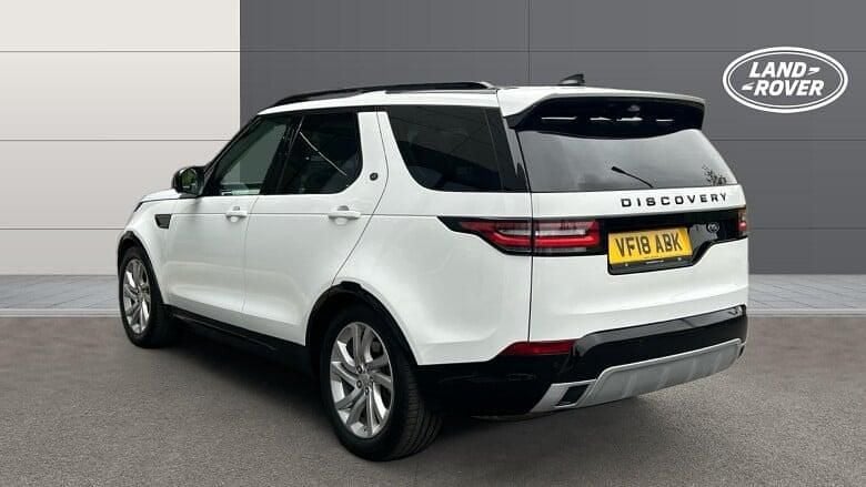 Used 2018 Land Rover Discovery 5 HSE SUV | £31,082 (Good price) - Image 1/3