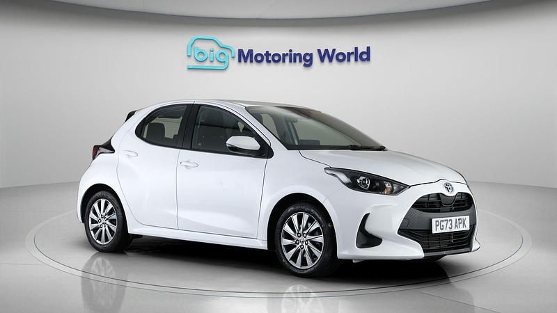 Used Toyota Yaris Hybrid 114 HP (83 kW) 2024