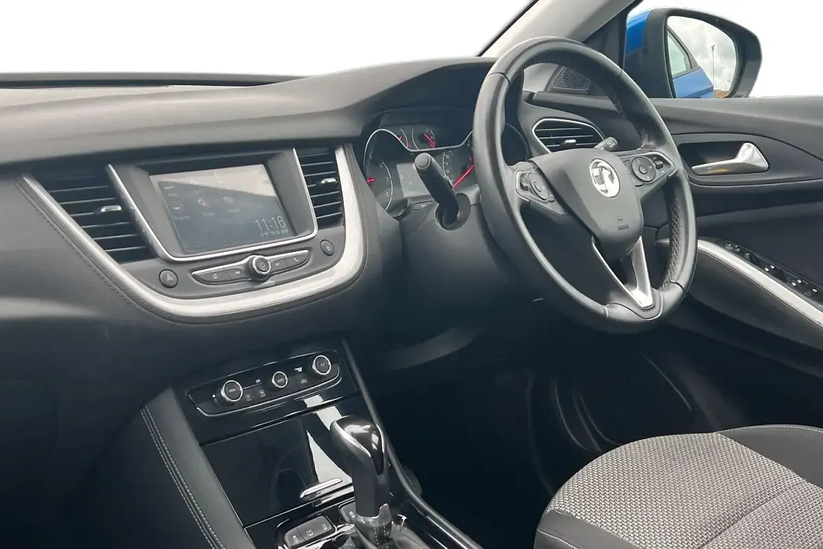 Usado Vauxhall Grandland X 131 HP (96 kW) 2019 Azul SUV