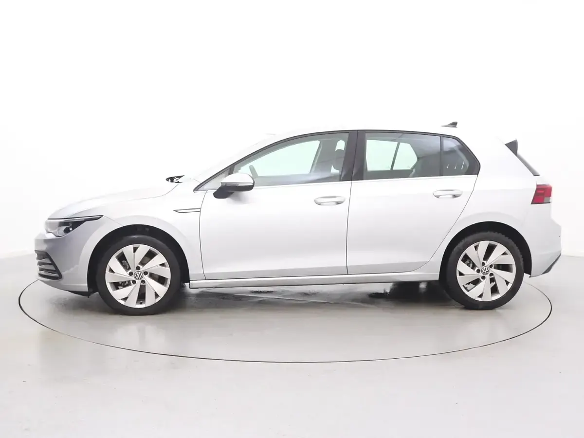 Used VW Golf VII Style 150 HP (110 kW) 2021 Silver Hatchback