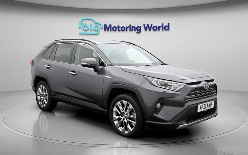 Used Toyota RAV4 218 HP (160 kW) 2025 SUV