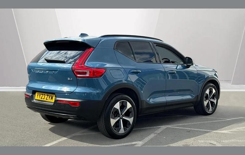 Used Volvo XC40 Ultimate 197 HP (144 kW) 2023 Fjord blue SUV