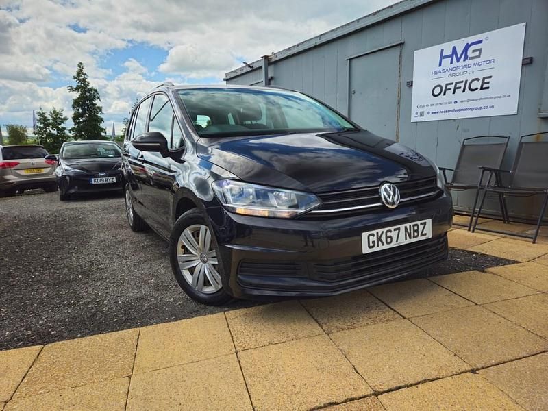 Used VW Touran S 115 HP (84 kW) 2017 Black MPV