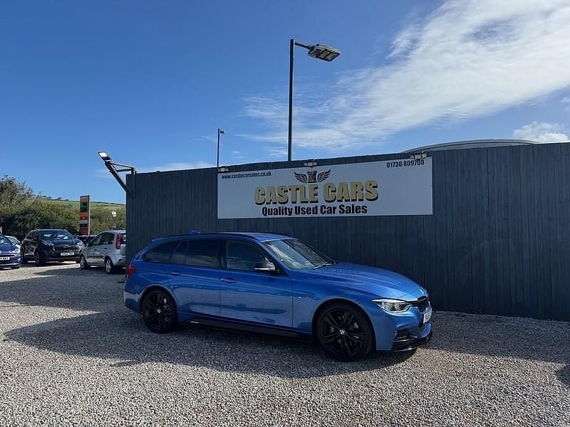 Estoril blue Used 2015 BMW 320 M Sport Estate | £16,995 - Image 1/4