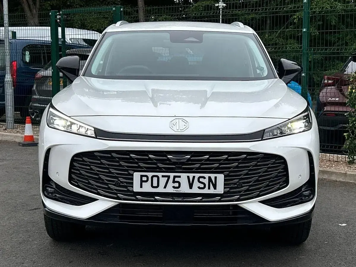 Usado MG HS SE 169 HP (124 kW) 2025 Branco SUV