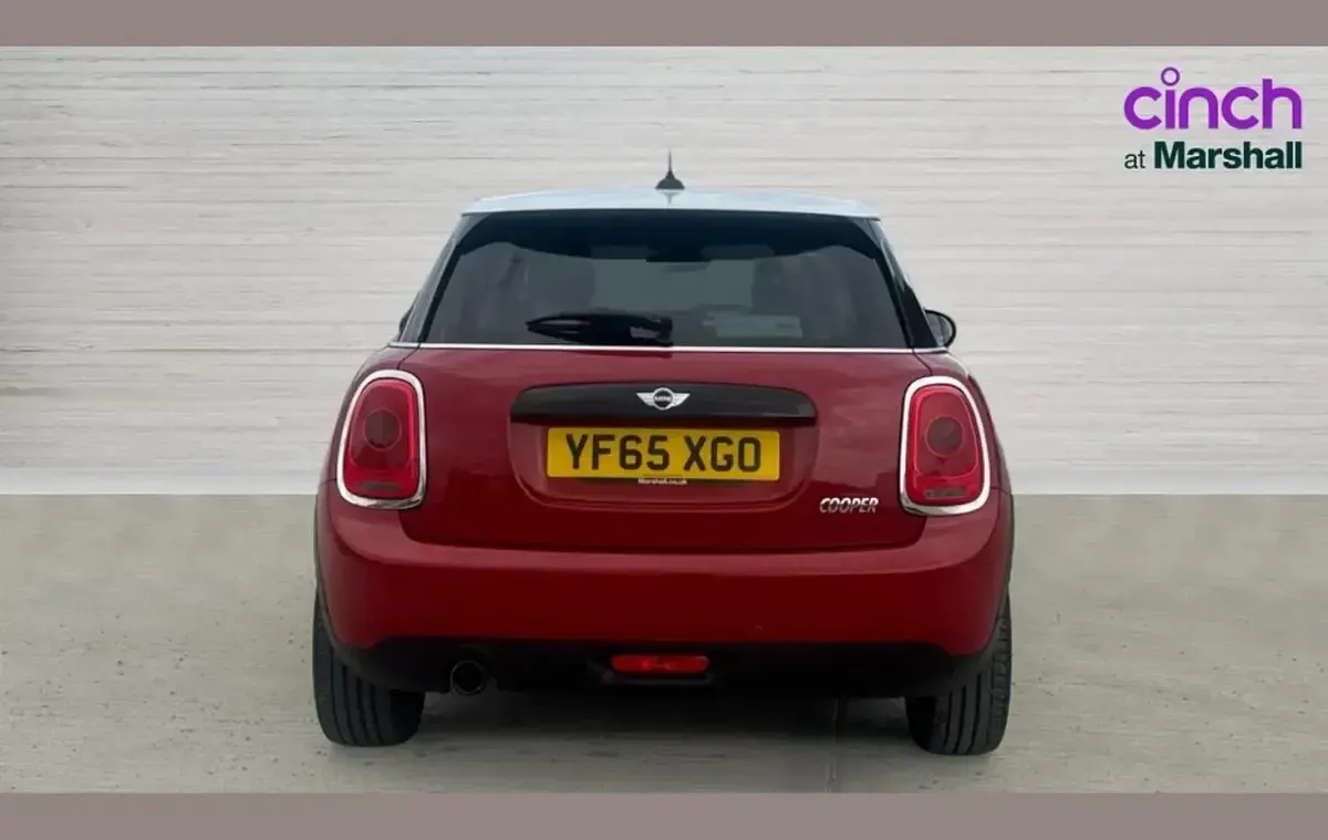 Used Mini Cooper 134 HP (98 kW) 2016 Red Hatchback