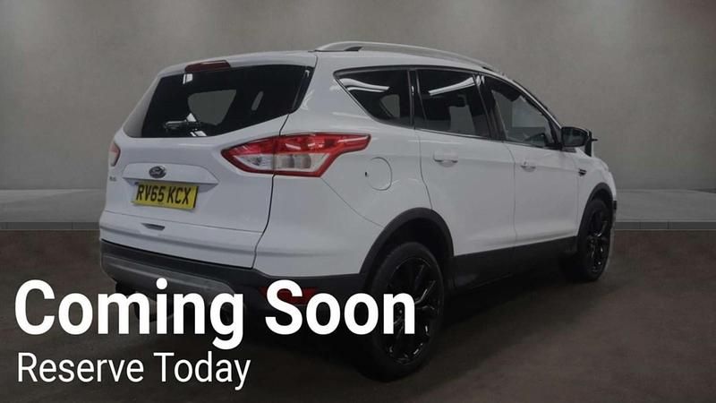 Used Ford Kuga Titanium 2015 White SUV