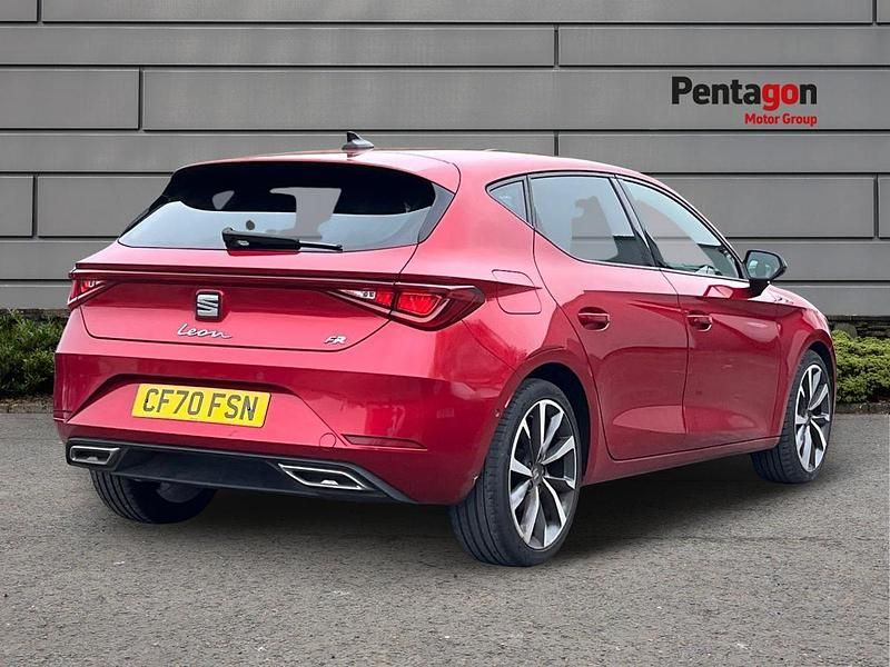 Used Seat Leon FR Sport 150 HP (110 kW) 2021 Red Hatchback
