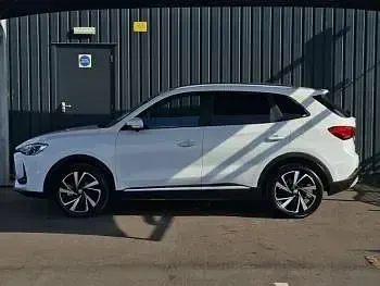 Used MG ZS Trophy 196 HP (144 kW) 2025 White SUV