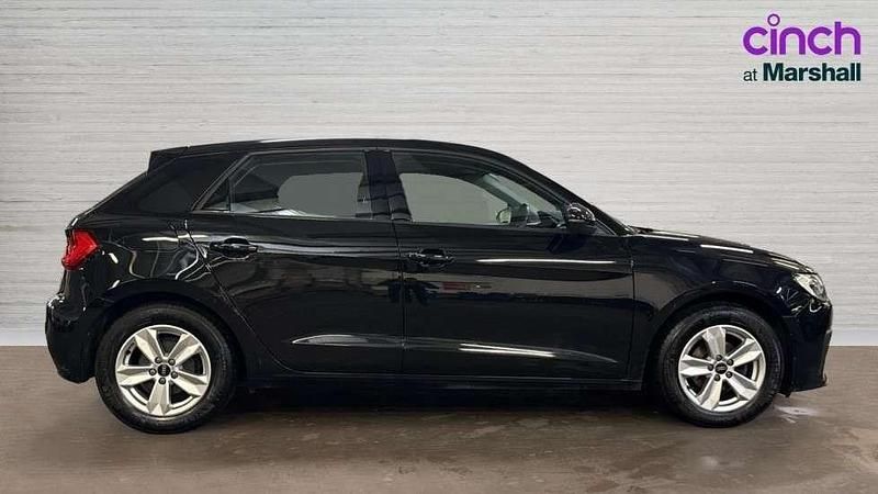 Used Audi A1 Design 95 HP (69 kW) 2022 Black SUV