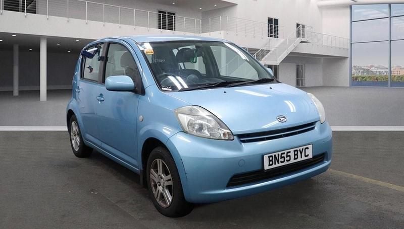 Used Daihatsu Sirion 90 HP (66 kW) 2005 Blue Hatchback