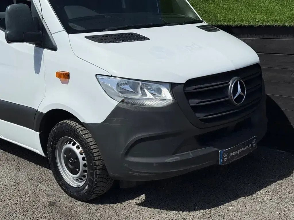 Used Mercedes Sprinter 114 HP (83 kW) 2019 White Van