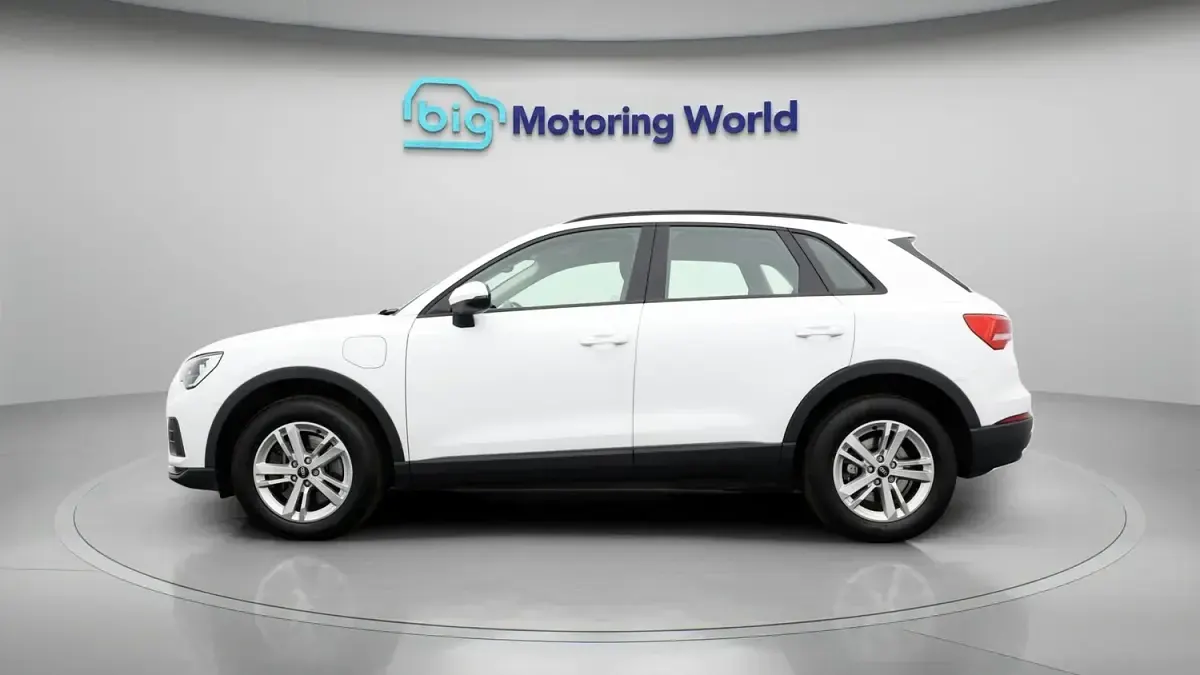 Used Audi Q3 2022 White SUV