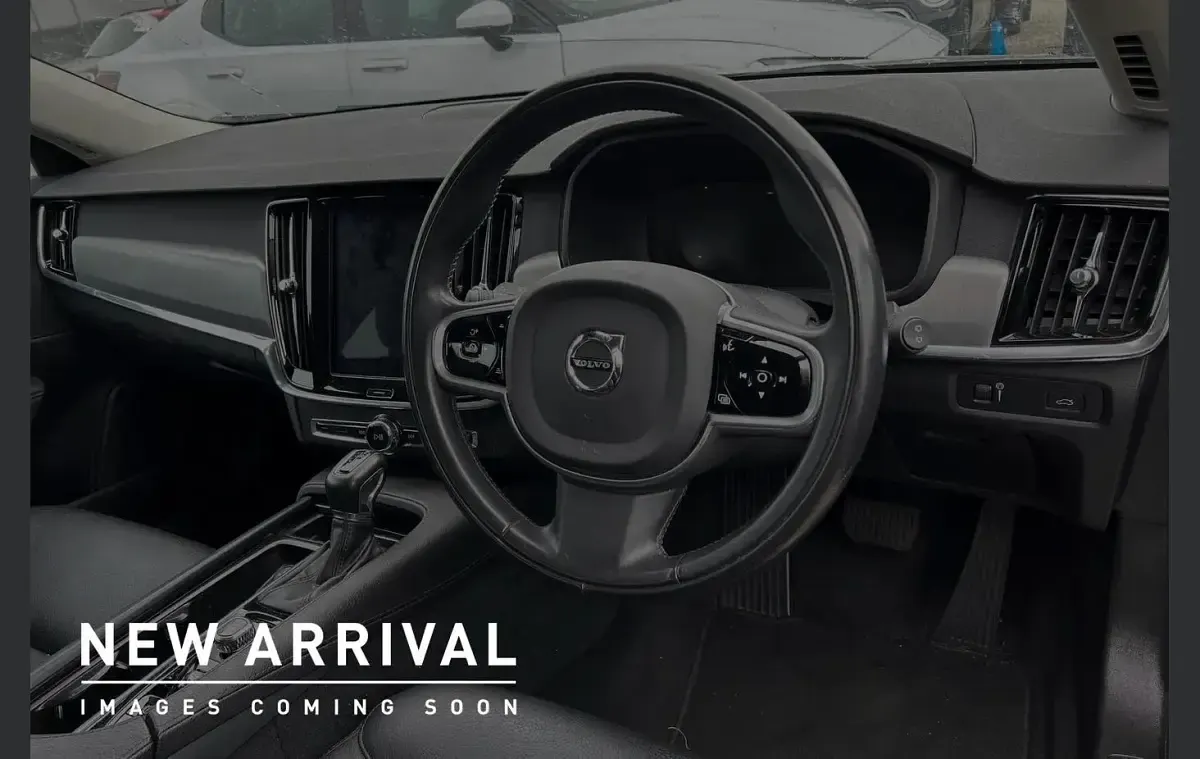 Used Volvo V90 Momentum 187 HP (137 kW) 2019 Grey Estate