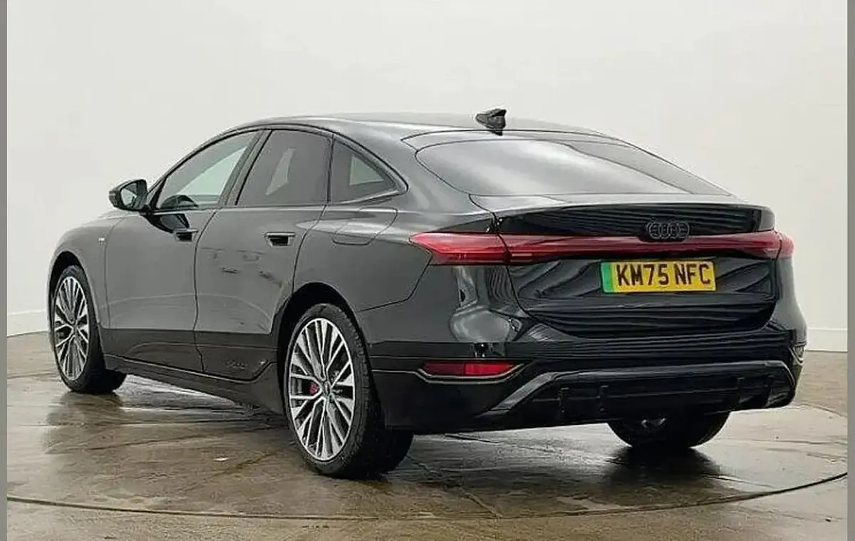 Novo Audi A6 e-tron Performance 269 kW (367 HP) 2025 Preto Citadino