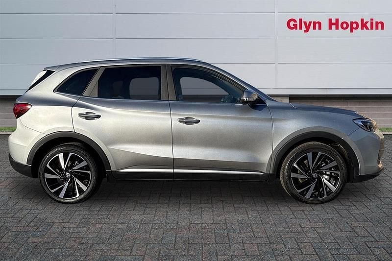 Used MG ZS Trophy 196 HP (144 kW) 2025 Silver SUV
